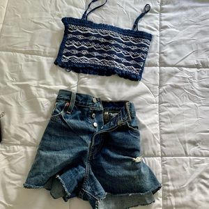 OUTFIT SET! Lovely Zara top (S) and Levi shorts (28)